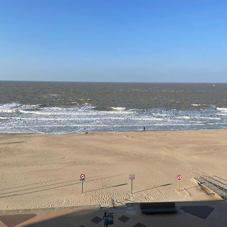 Huswell - Beautiful Spacious Studio With Frontal Sea View นอคเคอ-เฮสท์ ภายนอก รูปภาพ